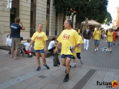 fuss_rakkutatasert_pecs_126.jpg Fuss a Rákgyógyításért Pécsen futás