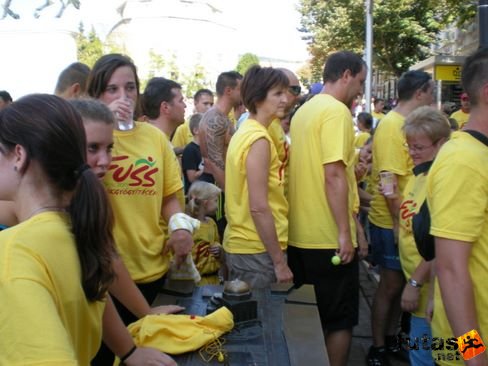 fuss_rakkutatasert_pecs_134.jpg Fuss a Rákgyógyításért Pécsen futás