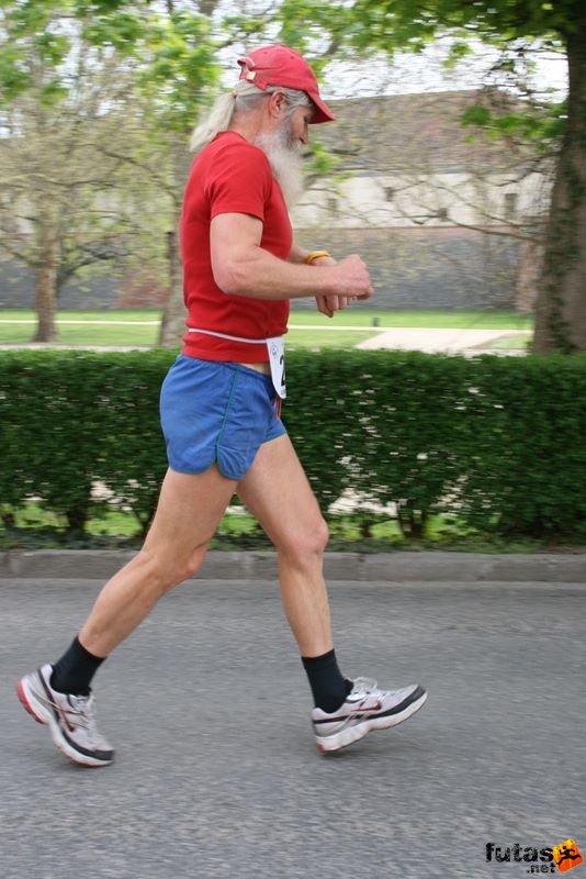 György László, Sárvár futás