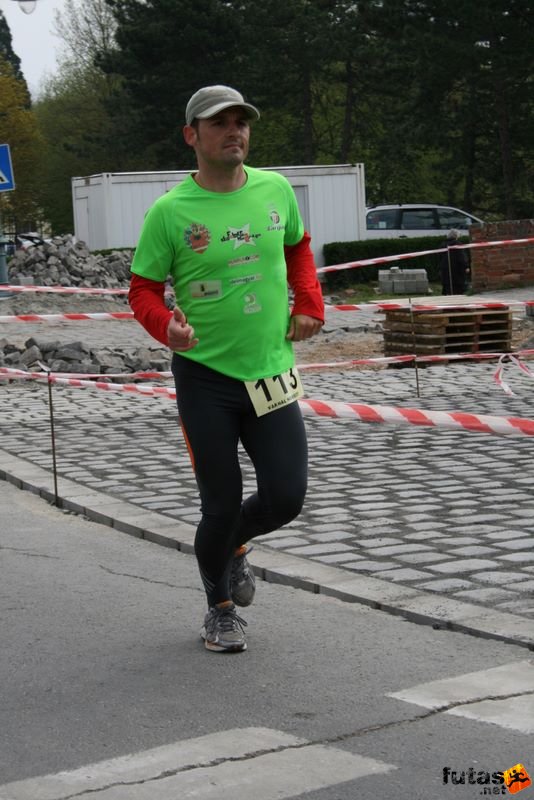 Futás Sárváron, Vakhal Norbert