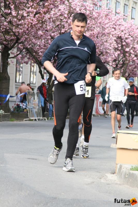 Futás Sárváron, KORCSMÁROS Tamás