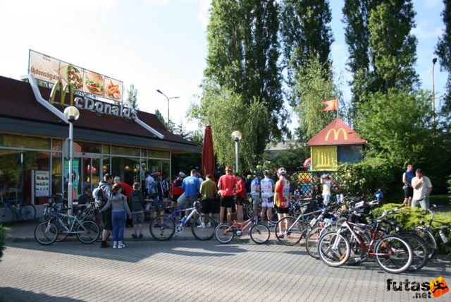 Békás Kerékpáros Teljesítménytúra Budapestről, Békásmegyeri McDonald's Étterem