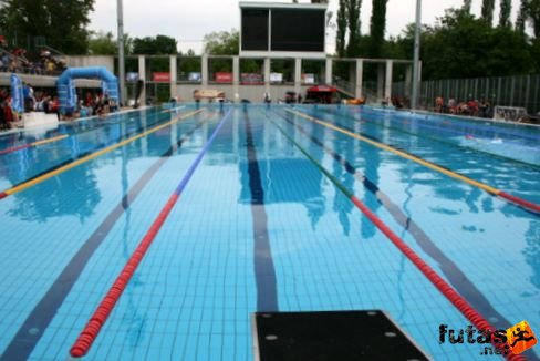 Hajós Alfréd Nemzeti Sportuszoda Széchy Tamás Uszoda Évadnyitó triatlon a Margitszigeten