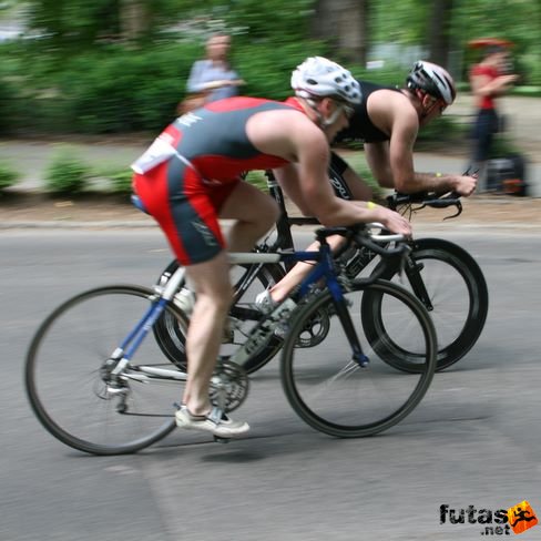 kerékpárverseny Évadnyitó triatlon a Margitszigeten