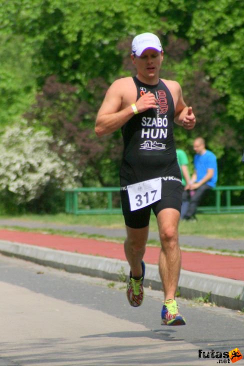 Szabó Sándor Évadnyitó margitszigeti triatlon