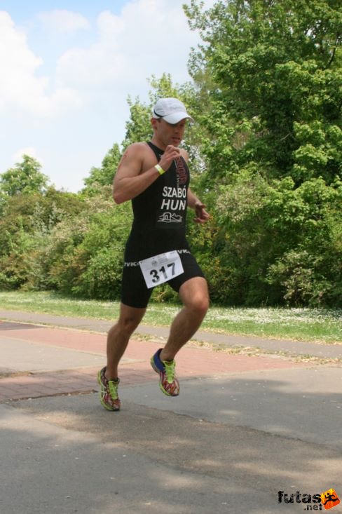 Szabó Sándor futás Évadnyitó margitszigeti triatlon