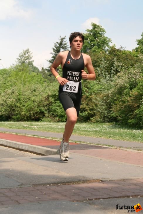 Peterdi Évadnyitó margitszigeti triatlon