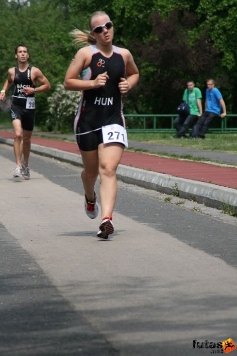 Kapás Enikő Évadnyitó margitszigeti triatlon