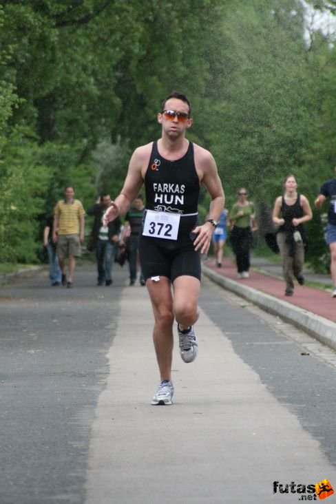 Farkas Péter Évadnyitó margitszigeti triatlon
