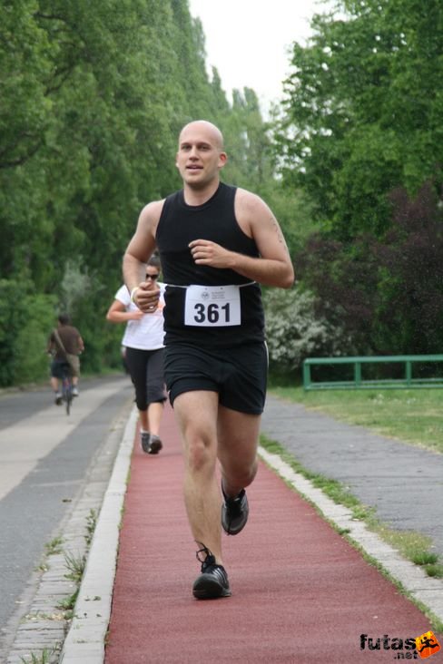 Pájer Donát Évadnyitó margitszigeti triatlon
