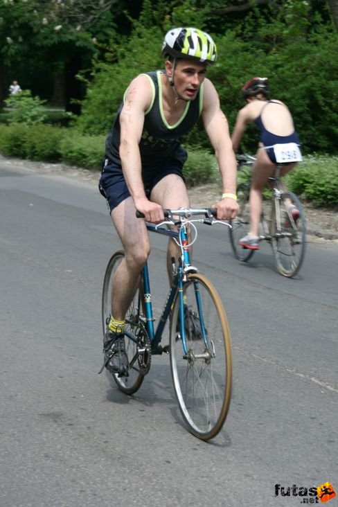 Oleár Gábor Évadnyitó margitszigeti triatlon