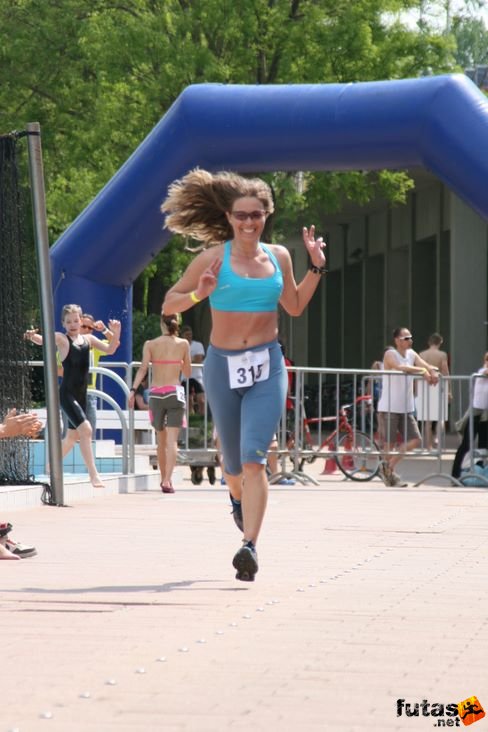 Vad Noémi Évadnyitó margitszigeti triatlon
