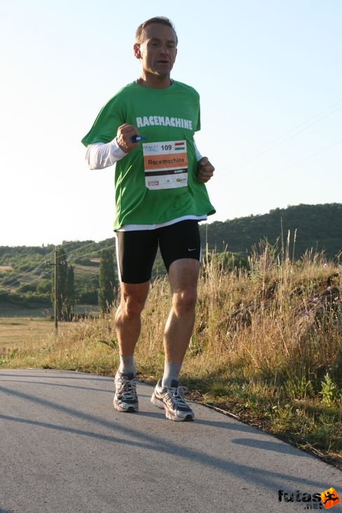 Szőnyi Ferenc ultrafutó ultratriatlonista és minden ami ultra Ultrabalaton futás
