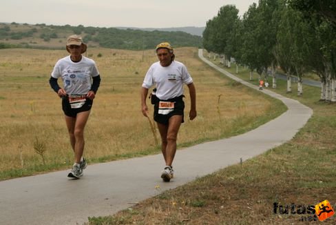 ulrarunners from  France, in Hungary Ultrabalaton futás