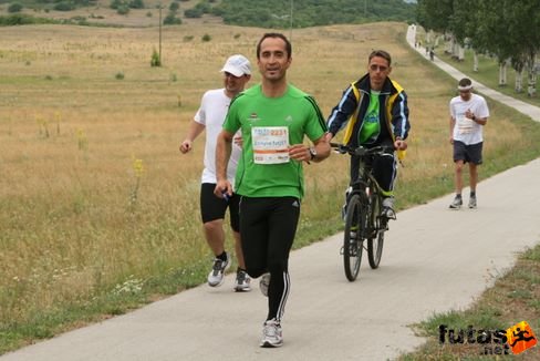 Ennyire futja - Gratulálunk a futócsapatnak! ;))) Ultrabalaton futás