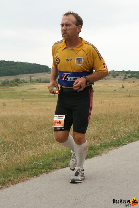 küzdés Ultrabalaton futás