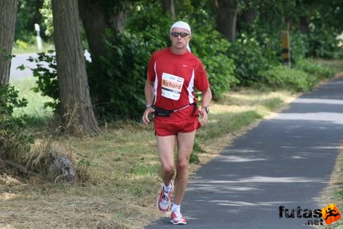 Richard van der Klis	Netherlands 25:13:48 212 km Ultrabalaton futás