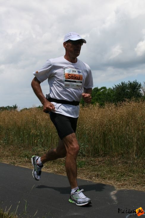 Saku ultrarunner Ultrabalaton futás