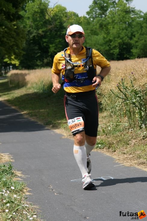Szabó Béla Hungary	25:58:22 Ultrabalaton futás