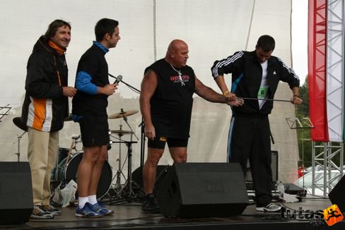 vasrúd hajlítási kísérlet Budapest Városliget Futás futás