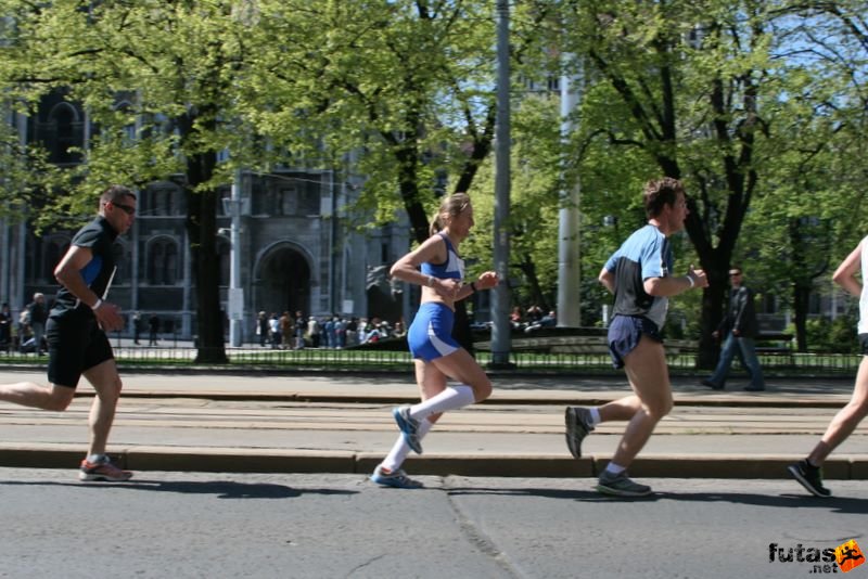 Vivicittá Félmaraton Futóverseny Budapest, Földingné Nagy Judit