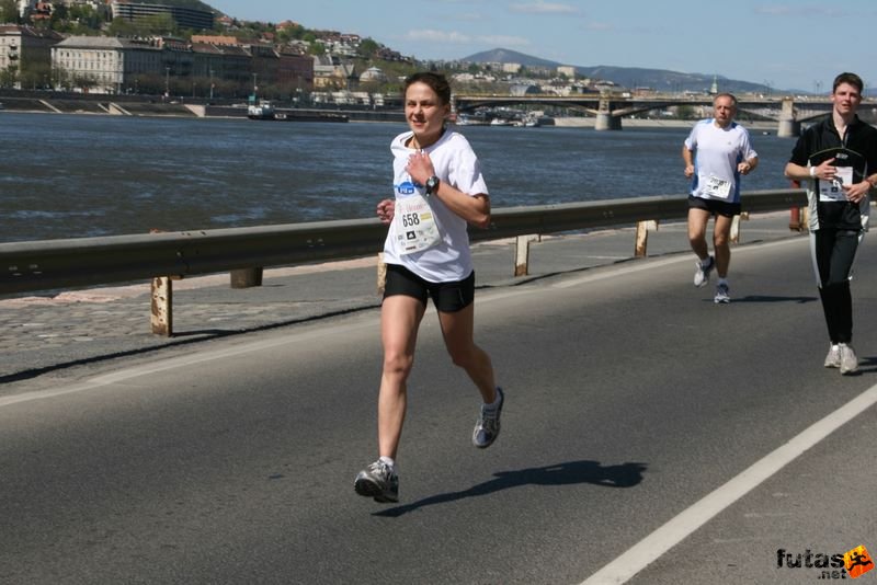 Vivicittá Félmaraton Futóverseny Budapest, Földváry Zita, OTP futókör
