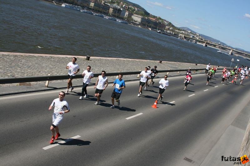 Vivicittá Félmaratoni Futóverseny Budapesten, félmaraton a rakparton