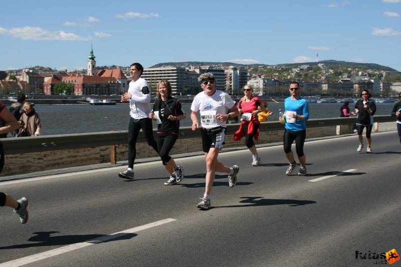 Vivicittá Félmaratoni Futóverseny Budapesten, vivicitta_felmaraton_8890.jpg