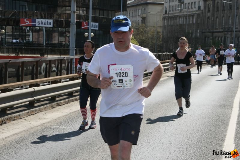 Vivicittá Félmaraton Futóverseny Budapesten, vivicitta_felmaraton_9410.jpg