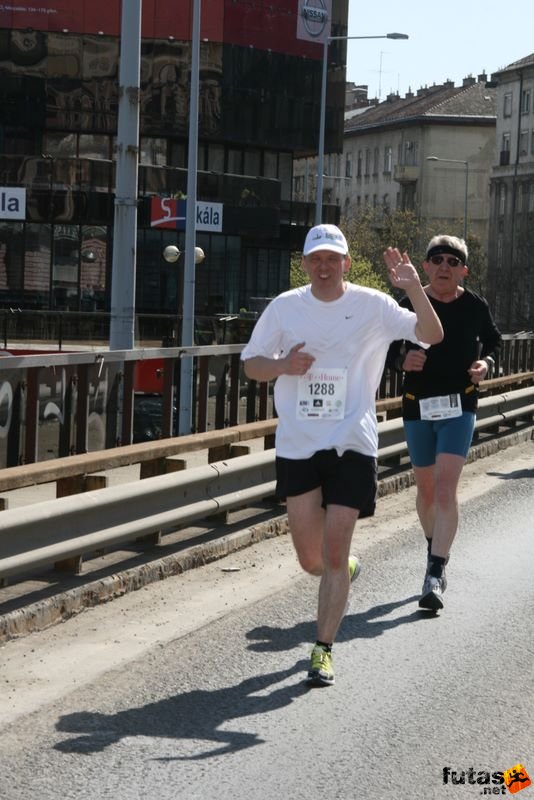 Vivicittá Félmaraton Futóverseny Budapesten, vivicitta_felmaraton_9433.jpg