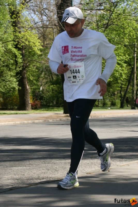 Vivicittá Félmaraton Futóverseny Budapesten, vivicitta_felmaraton_9457.jpg
