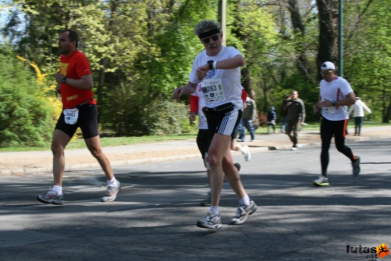 Vivicittá Félmaraton Futóverseny Budapesten, vivicitta_felmaraton_9469.jpg