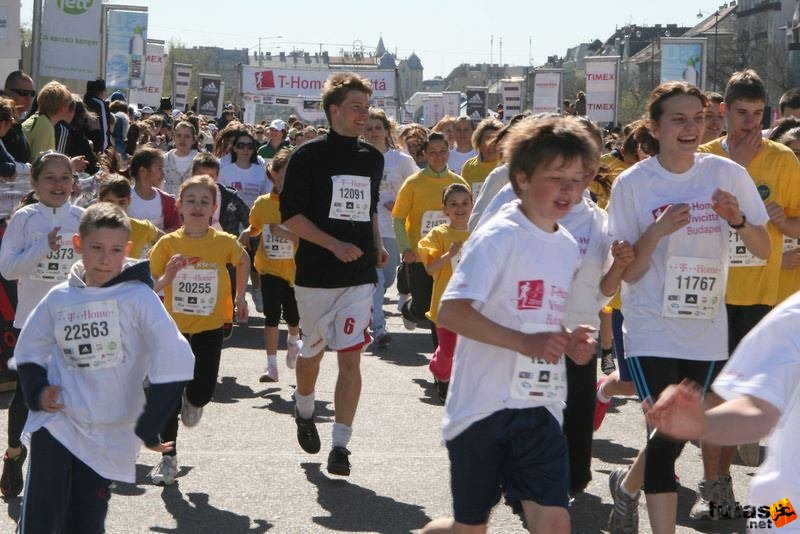 Vivicittá Midicittá Minicittá Városvédő futás és gyaloglás, futók0