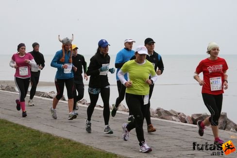 balaton_maraton_siofok_1818.jpg Balaton Maraton futás