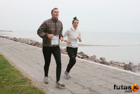 futás a parton Balaton Maraton futás