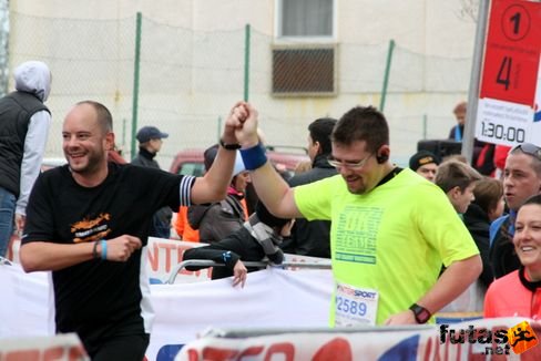 a teljesítők Balaton Maraton futás
