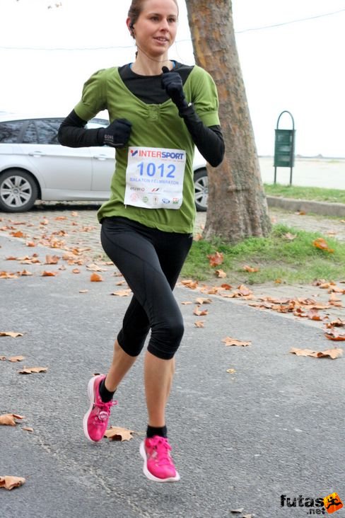 Macher Tünde Balaton Maraton futás
