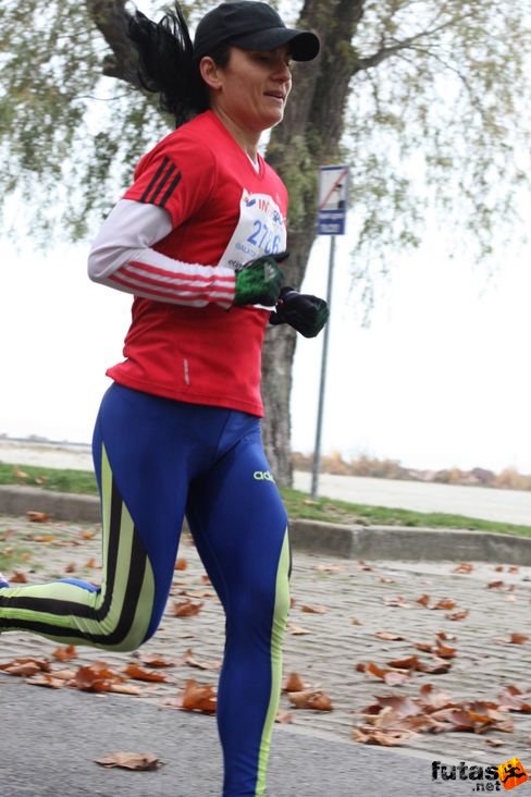 Roszik Adrienn Balaton Maraton futás