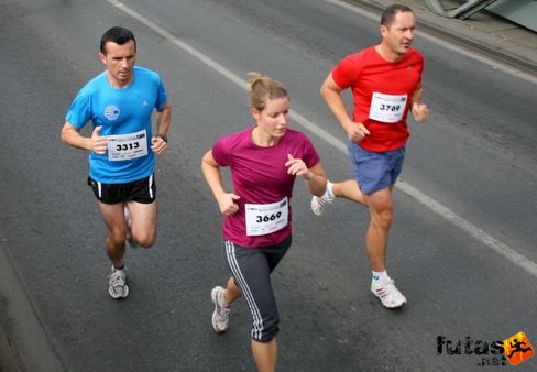 Zavadszky Katalin hdgy. NATO futás futás