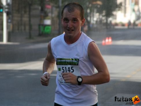 Kovács Bálint Nike Félmaraton futás