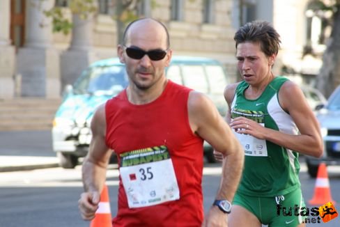 Olasz László Nike Félmaraton futás