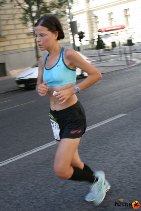 Ladányi Tímea Nike Félmaraton futás