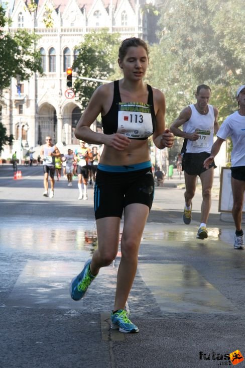 Ferenc Katalin Nike Félmaraton futás