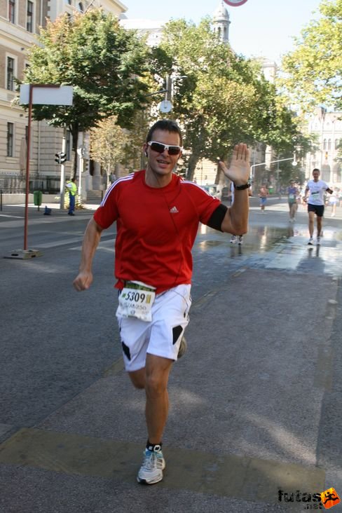 Szabó Zsolt Nike Félmaraton futás