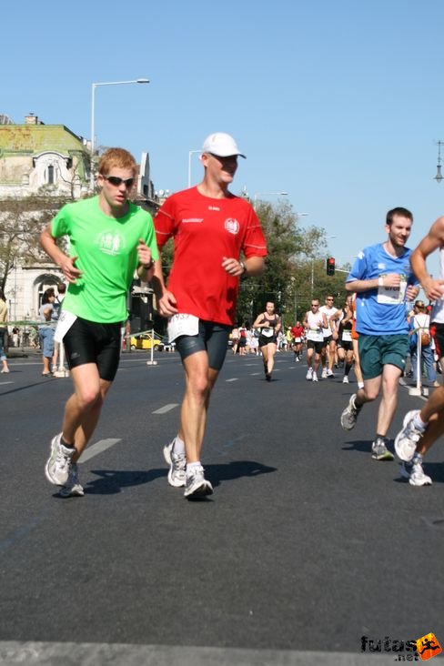 Esztergomi Futóművek Nike Félmaraton futás