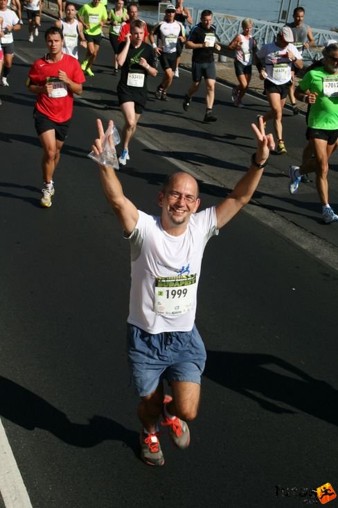 Németh Zoltán Nike Félmaraton futás