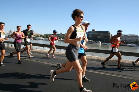 Debreceni Honvéd SE Nike Félmaraton futás