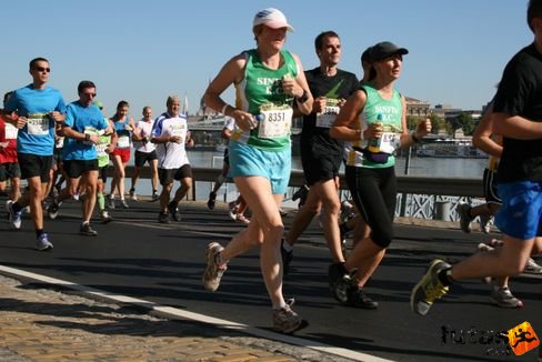 Cowley, Julie sinfin running club, Finnegan Fiona Nike Félmaraton futás