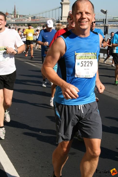 Vadas István Nike Félmaraton futás