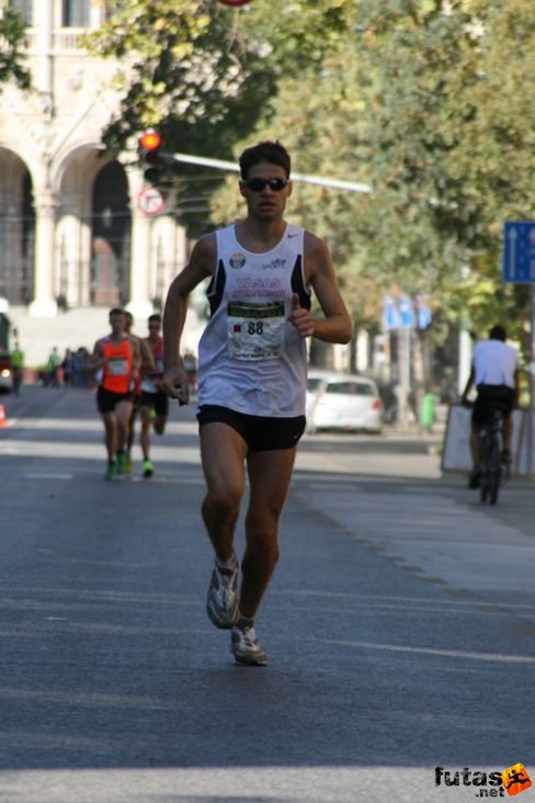 Rezessy Gergely Nike Félmaraton futás